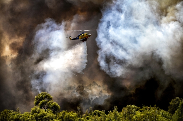 Πυρκαγιά σε δασική έκταση που ξεκίνησε από τον Αγιο Βλάσιο στο Σοφικό Κορινθίας, Τετάρτη 17 Ιουλίου 2024