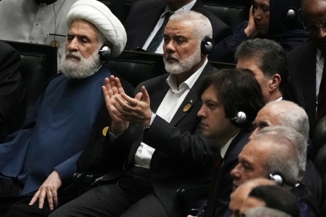 Ο πολιτικός ηγέτης της Χαμάς, Ισμαήλ Χανίγια στο Ιράν