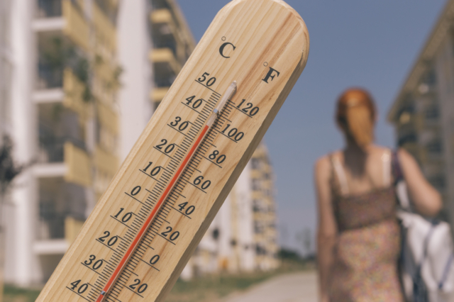 Καύσωνας: Προτιμάτε 3 μέρες 40άρια ή ζέστη διαρκείας; – Μπείτε και ψηφίστε
