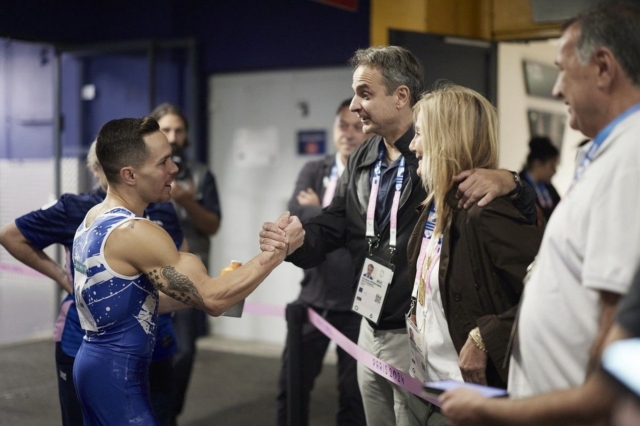 Ολυμπιακοί Αγώνες: Οι ευχές του Μητσοτάκη στους Έλληνες αθλητές και το τετ α τετ με τον Πετρούνια