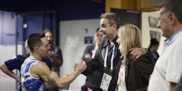 Ολυμπιακοί Αγώνες: Οι ευχές του Μητσοτάκη στους Έλληνες αθλητές και το τετ α τετ με τον Πετρούνια