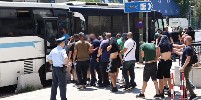 Δίωξη στους 74 συλληφθέντες για τα επεισόδια έξω από το γήπεδο του Παναθηναϊκού