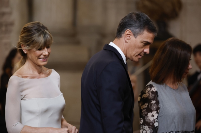 Ισπανία: Καμία απάντηση στις ερωτήσεις των δικαστών από τη σύζυγο του Γκόμεθ