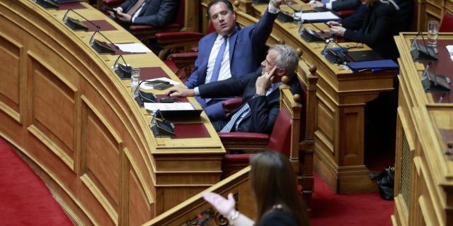 Αντιπαράθεση μεταξύ Γεωργιάδη και Κωνσταντοπούλου στη Βουλή