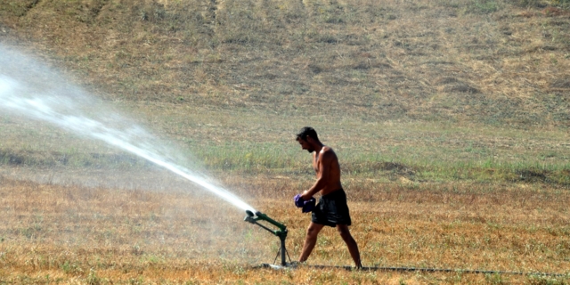 Λειψυδρία και ιδιωτικοποίηση: Σαν δυο σταγόνες νερό