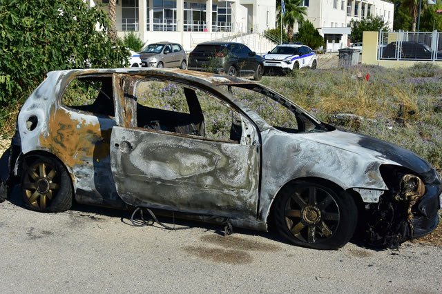 Εντοπίστηκε σορός άνδρα σε όχημα στην Αργόλίδα