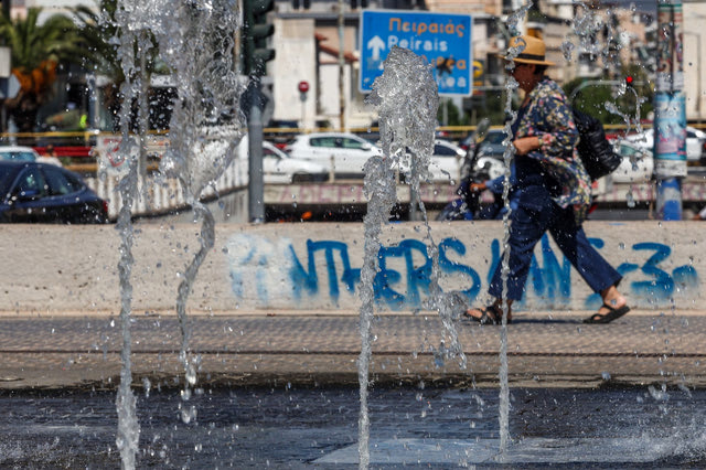 Ζεστός καιρός στην Αθήνα