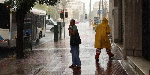 Κακοκαιρία: 112 στην Πελοπόννησο – Πού αναμένονται έντονα φαινόμενα τις επόμενες ώρες