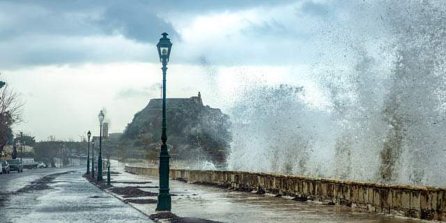 Κακοκαιρία στην Κέρκυρα (φωτογραφία αρχεόιου)