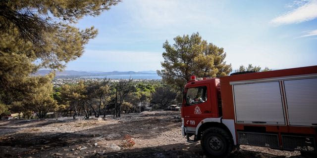 Εμπρησμοί στη Νέα Μάκρη: Το βιντεοληπτικό υλικό και οι μαρτυρίες για τους τρεις συλληφθέντες