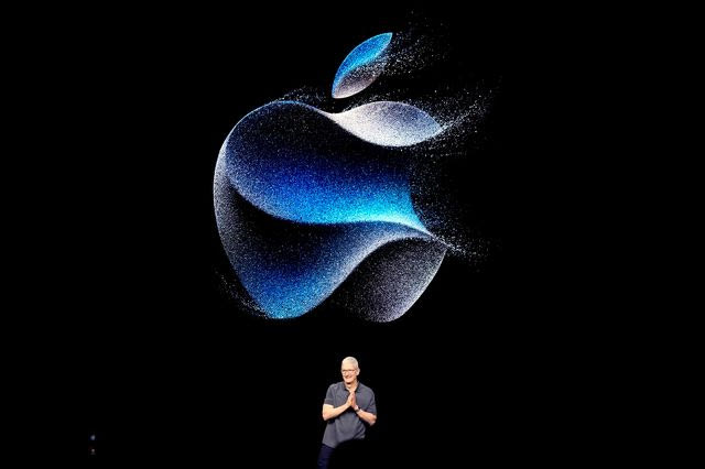 Apple: Ψυχρολουσία και βαριά “καμπάνα” μία μέρα μετά την κυκλοφορία του iPhone 16