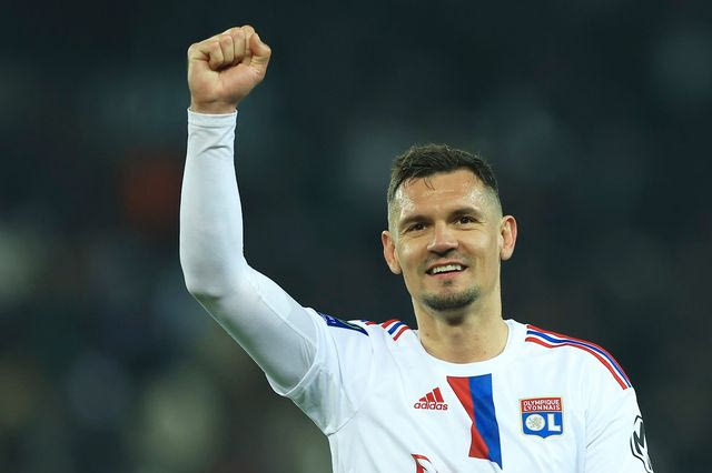 O Dejan Lovren