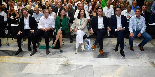 Εκλογές ΠΑΣΟΚ: Σε “μέτωπο” κατά της Ν.Δ. ποντάρουν οι περισσότεροι υποψήφιοι