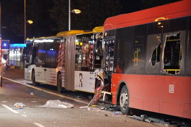 Σύγκρουση λεωφορείων στη Γερμανία με 50 τραυματίες