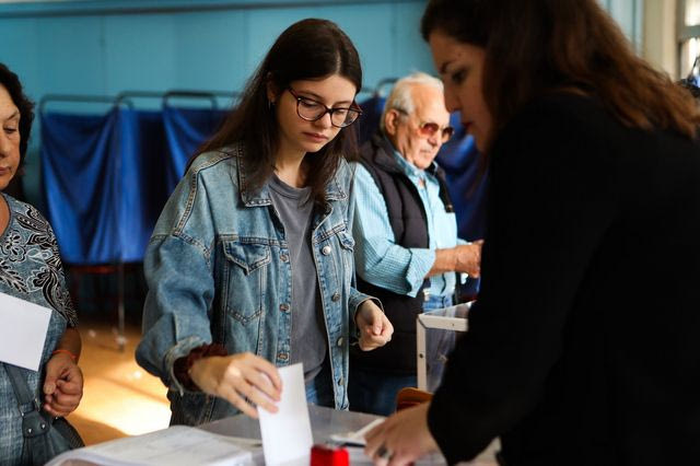 Εκλογές ΠΑΣΟΚ: Η “ακτινογραφία” των αποτελεσμάτων – Πώς ψήφισαν ανά περιφέρεια