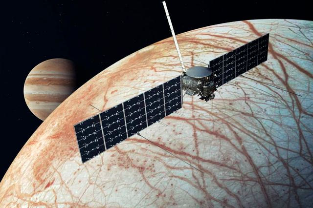 Εκτοξεύτηκε το διαστημόπλοιο Europa Clipper – Ψάχνει ζωή σε δορυφόρο του Δία