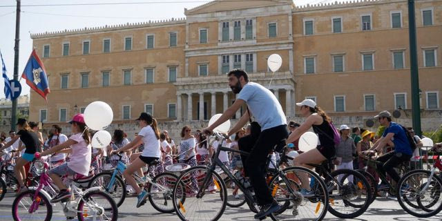 Γνωρίστε την Αθήνα, κάνοντας την πιο ωραία διαδρομή με το ποδήλατο σας