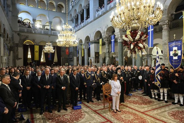 Δοξολογία στον Ιερό Ναό Αγίου Δημητρίου για τον εορτασμό του Πολιούχου Αγίου Δημητρίου, παρουσία της Προέδρου της Δημοκρατίας Κατερίνας Σακελλαροπούλου.