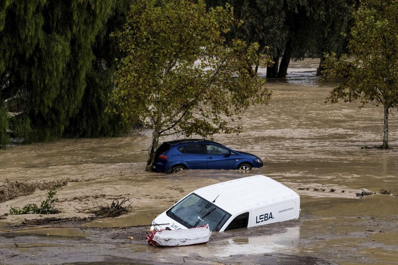 Καταστροφικές πλημμύρες στην Ισπανία - Δεκάδες νεκροί