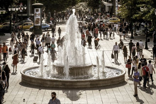 Πληθωρισμός: Στο 3,2% στην Ελλάδα τον Οκτώβριο – Στο 2% στην ευρωζώνη