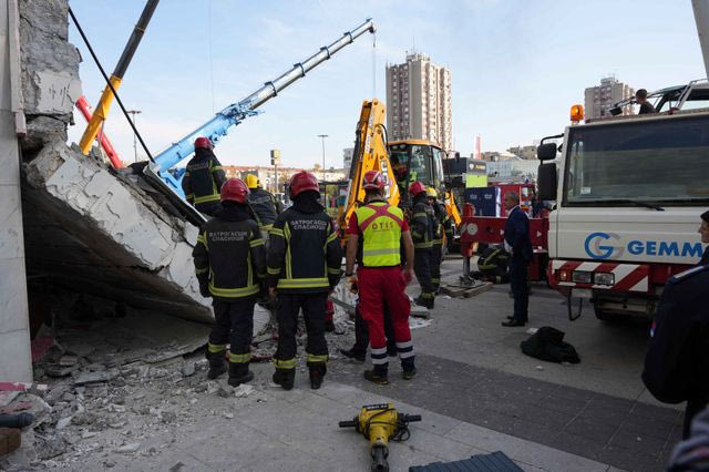 Επιχείρηση διάσωσης στο Νόβι Σαντ της Σερβίας