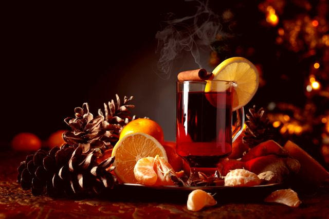 Glühwein - Ζεστό κρασί