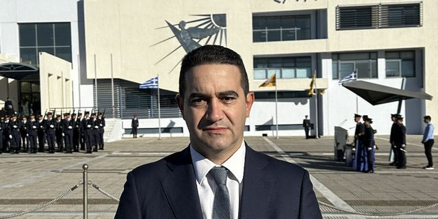 Κατρίνης: Τιμάμε την Πολεμική Αεροπορία που υπερασπίζεται τα κυριαρχικά μας δικαιώματα