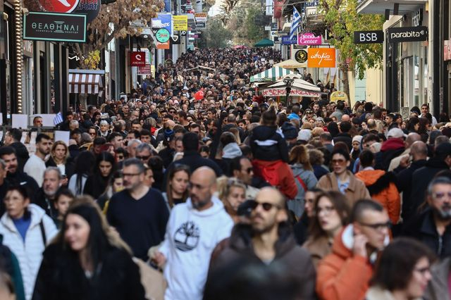 Αγοραστική κίνηση στο κέντρο της Αθήνας