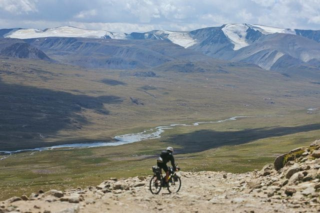 RAHMAT: Ιστορίες και εικόνες από το Silk Road Mountain Race.