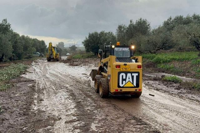 Κακοκαιρία: Προβλήματα σε Αγρίνιο, Πρέβεζα και Πάτρα λόγω βροχοπτώσεων και παγετού