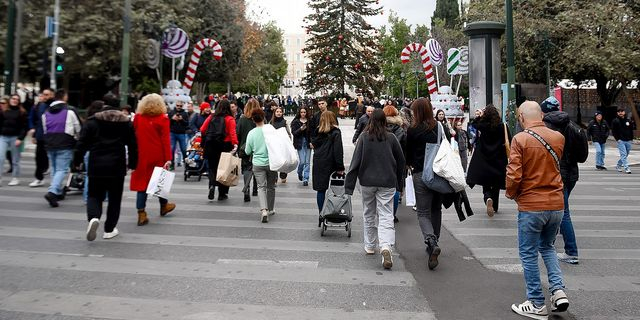 Ωράριο καταστημάτων: Πώς θα λειτουργήσουν σήμερα – Τι ισχύει για τα σούπερ μάρκετ