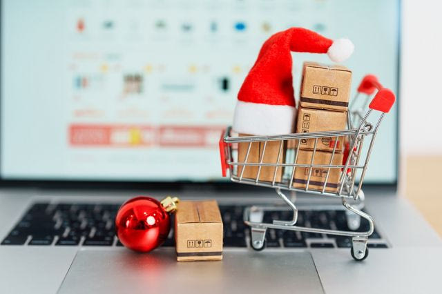 Cyber Monday: Τι να προσέξετε για τις ηλεκτρονικές αγορές σας