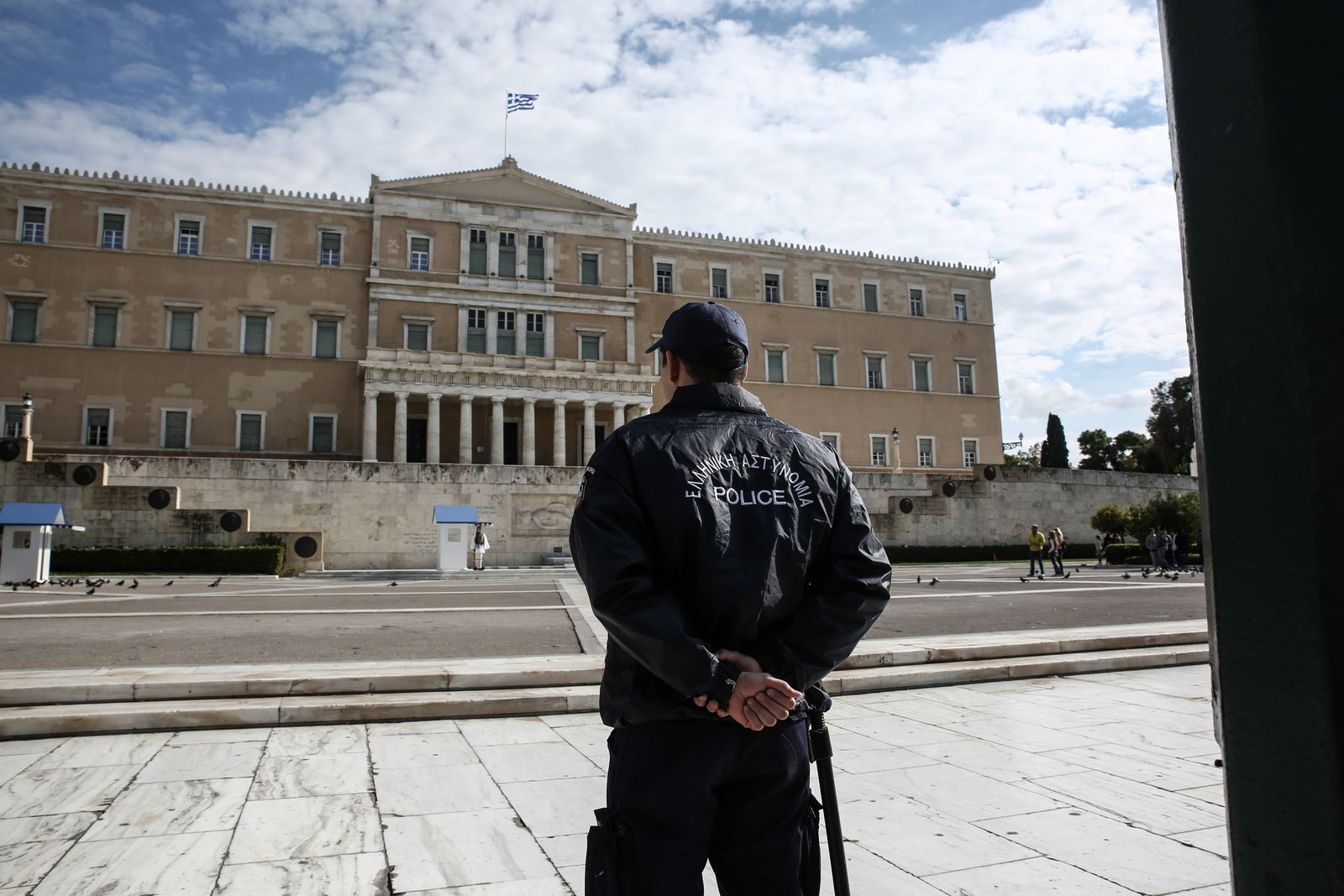 Συνελήφθη και δεύτερος αστυνομικός της Βουλής για ενδοοικογενειακή βία