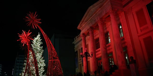 Κόκκινη Νύχτα στον Πειραιά