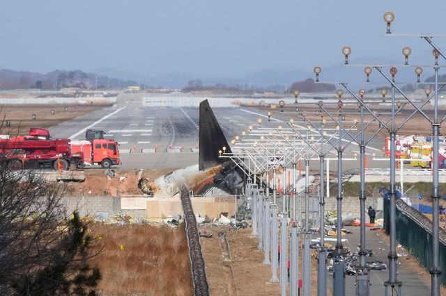 Νότια Κορέα: Έφοδοι στα γραφεία της Jeju Air και απαγόρευση εξόδου από τη χώρα στον CEO