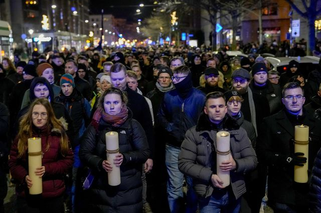 Επίθεση στο Μαγδεμβούργο: Χιλιάδες σχημάτισαν ανθρώπινη αλυσίδα κατά του μίσους