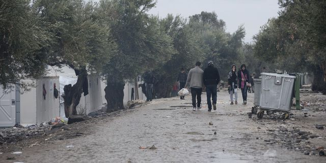 Προσφυγικά καμπ: Επέστρεψαν οι διερμηνείς τρεις ημέρες μετά τη φρίκη στη Μαλακάσα