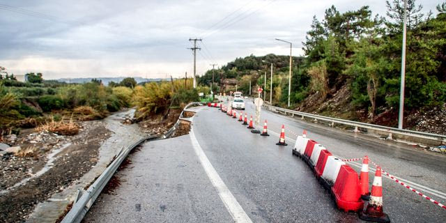 Καταστροφές στην Ρόδο από την κακοκαιρία "Bora"