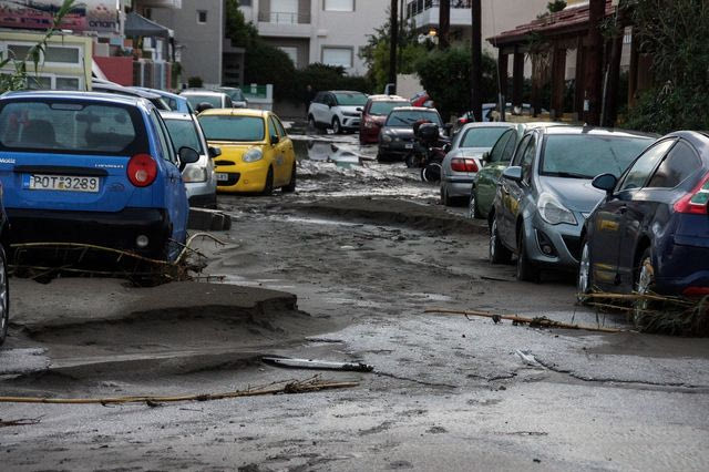 Καταστροφές στην Ρόδο από την κακοκαιρία "Bora"