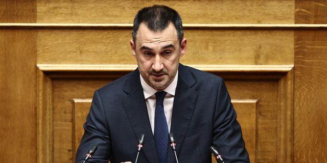 Χαρίτσης: “Θα χαλάσουμε το ευχάριστο κλίμα συναίνεσης της κυβέρνησης με ΠΑΣΟΚ και ΣΥΡΙΖΑ”