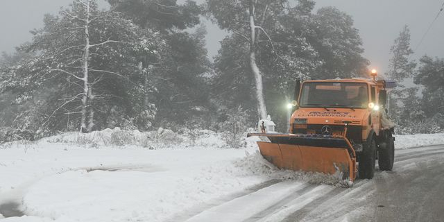 Έκτακτο δελτίο επιδείνωσης καιρού με καταιγίδες και χιόνια