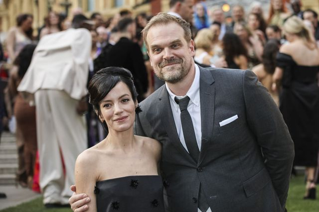 Η Lily Allen και ο David Harbour