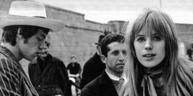 British singers Mike Jagger and Marianne Faithfull, in Sanremo’s harbour before boarding the yacht on Jan. 28, 1967. (AP Photo)