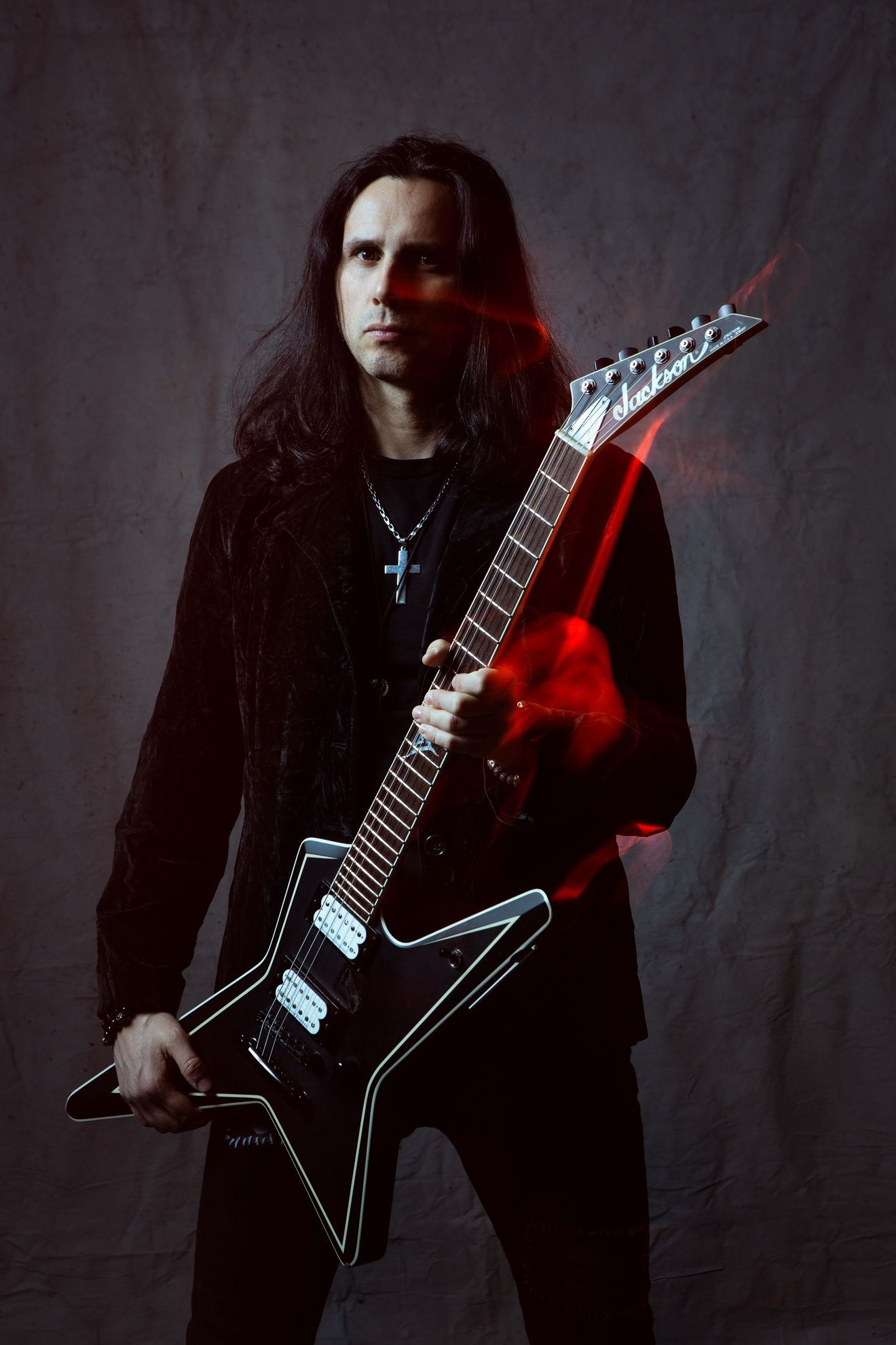 GUS G