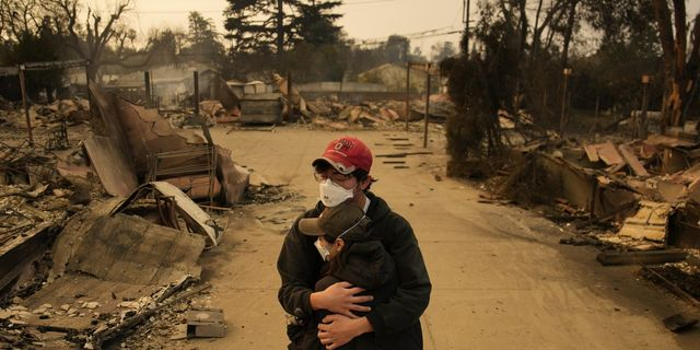 Εμπρησμός ή αναζωπύρωση; Πώς καταστράφηκε το Λος Άντζελες