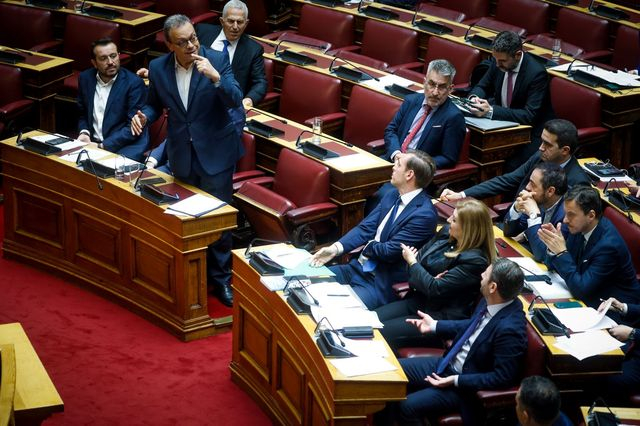 Και μαζί και χώρια η κεντροαριστερά στην εκλογή ΠτΔ