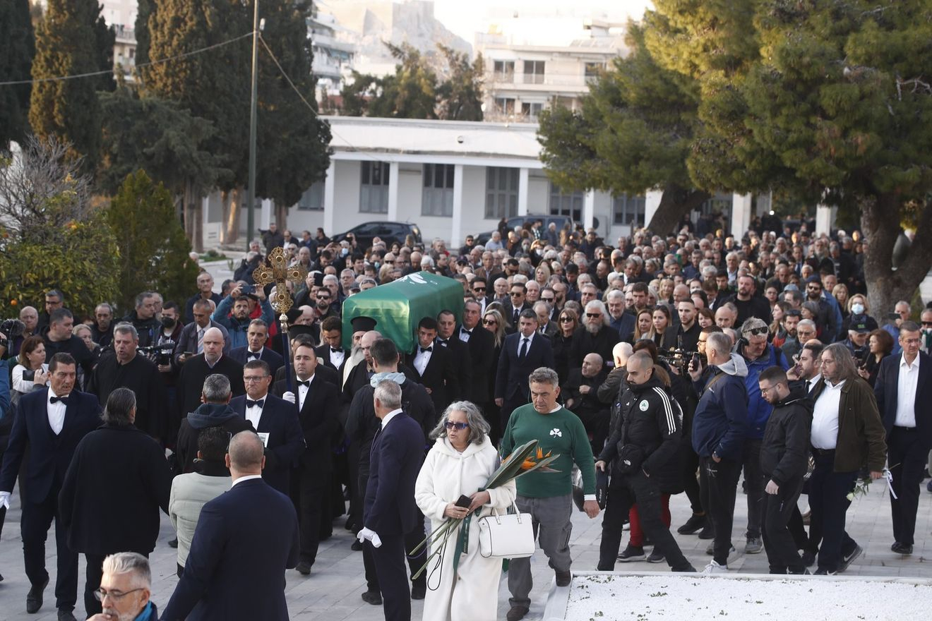 Στο Α' Νεκροταφείο η σορός του Μίμη Δομάζου