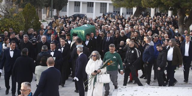 Στο Α' Νεκροταφείο η σορός του Μίμη Δομάζου