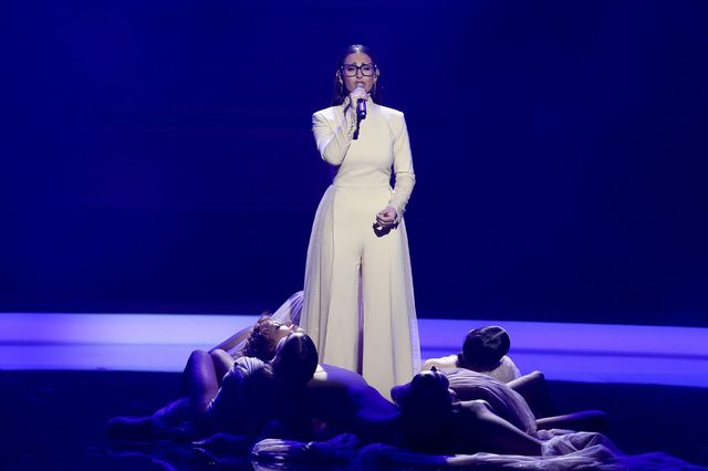 Eurovision 2025: Η Klavdia καθήλωσε με την “Αστερομάτα” της στον Εθνικό Τελικό – “Υποκλίθηκε” το κοινό