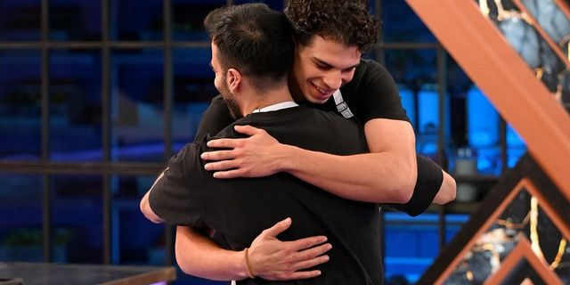 Masterchef: Παίκτης αποχώρησε οικειοθελώς από το πρώτο επεισόδιο – Ποιος έγινε αρχηγός